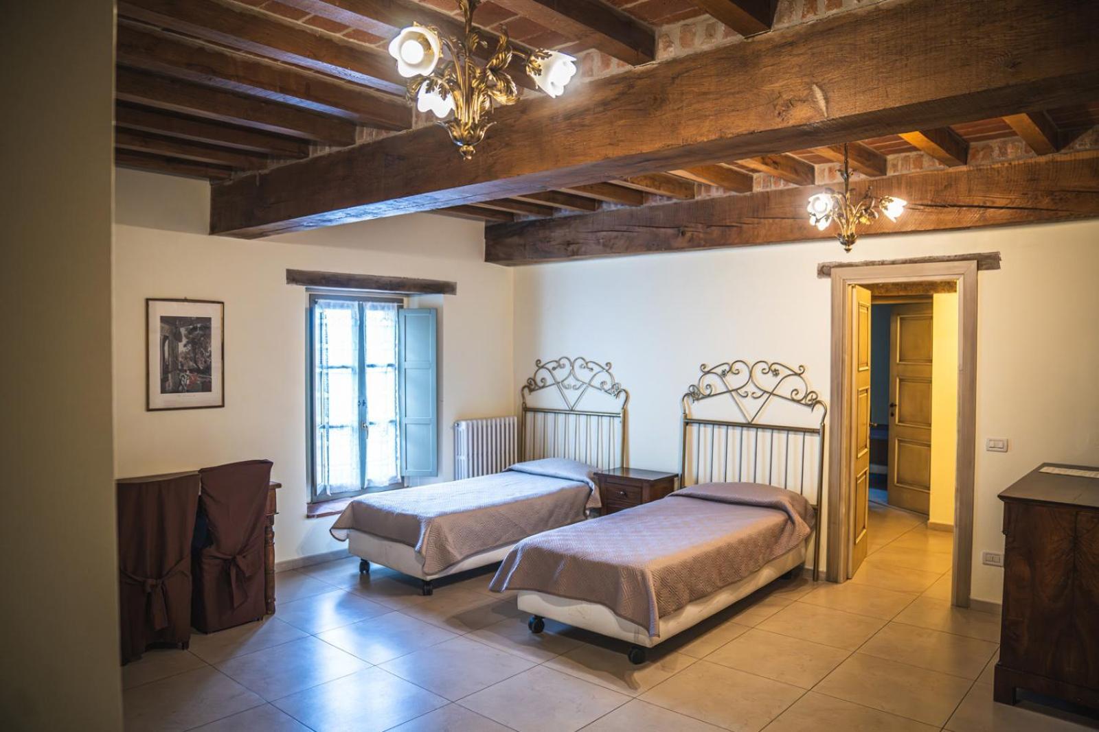 Hotel La Tavola Rotonda Cortemaggiore Ruang foto