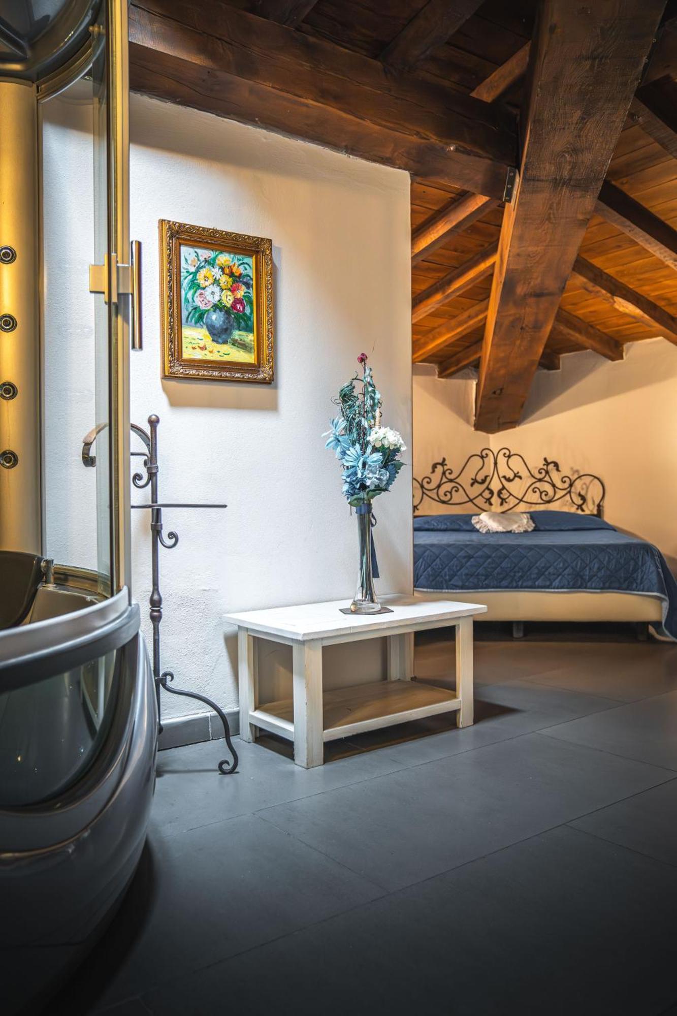 Hotel La Tavola Rotonda Cortemaggiore Bagian luar foto